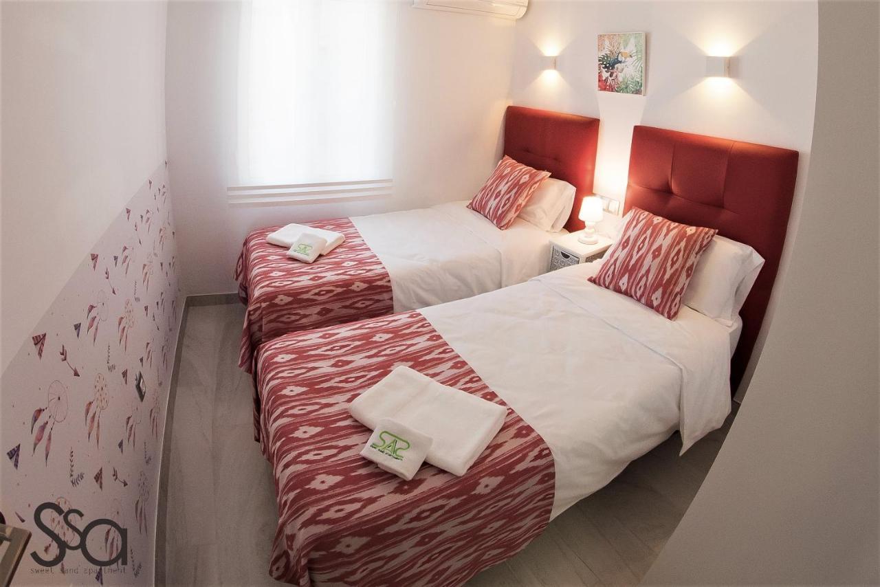 My Sweet Red Apartment Benidorm Exteriör bild